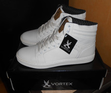 baskets montantes blanches marque VORTEX MAITRE GIMS pointure 42, neuves