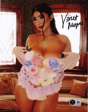 Violet Myers Signed 8x10 Photo Adult Star Authentic Autograph Beckett Witness