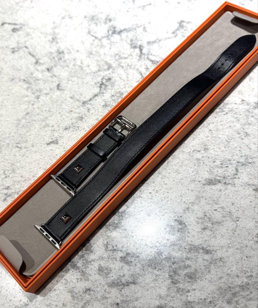 HERMES Black Leather Double Wrap Apple Watch Band with Studs HERMES Black Leather Double Wrap Apple Watch Band with Studs