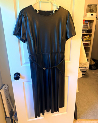 Ann Taylor Women s Size 14 Black Solid Faux Leather Fit & Flare Belted Zip