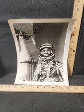 NASA Press Photo Scott Carpenter Mercury Astronaut Outside Control Center Used