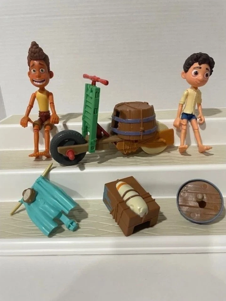 Disney Pixar Nuevo en Caja Retirado Luca Scooter Build & Crash Pack Figura de 6 Pulgadas Foto 3 de 3