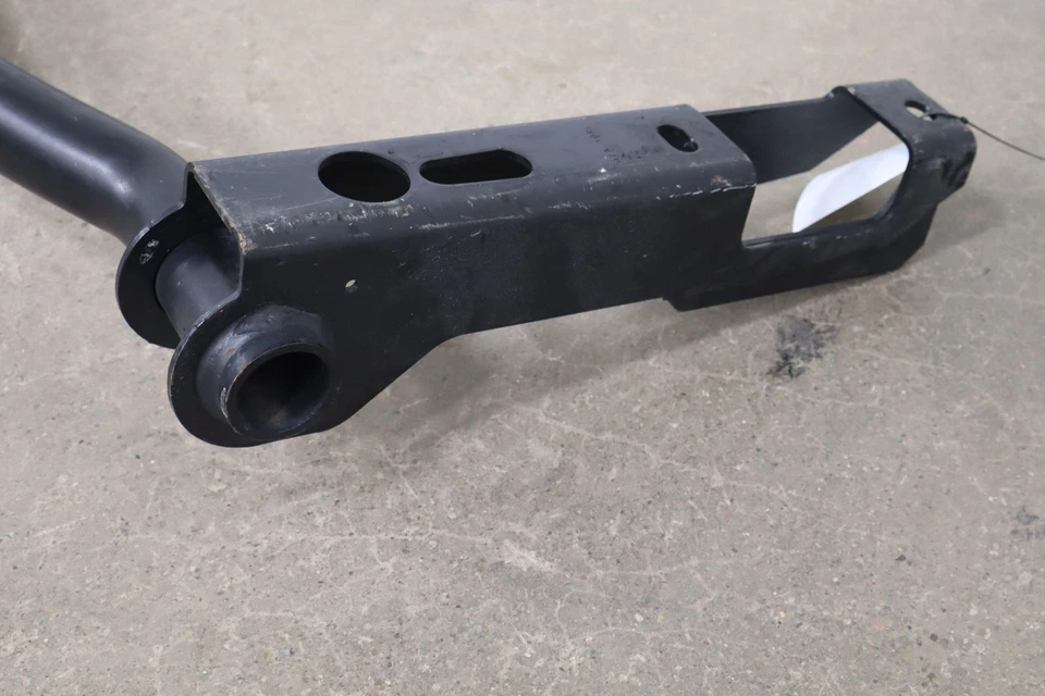 Engate de reboque traseiro 02-07 Chevy Silverado 2500HD sul sem ferrugem - Imagem 2 de 4