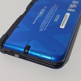 USA Nintendo 3DS XL Pok&eacute;mon X & Y Blue Version Handheld System Bad Charging Port