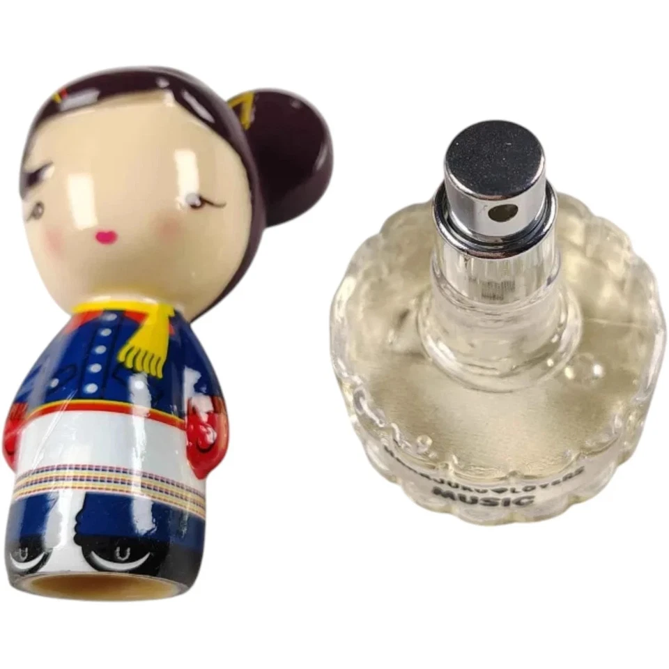 Gwen Stefani 原宿爱好者音乐雪兔 0.33 盎司淡香水喷雾 — 第 4/4 张图片