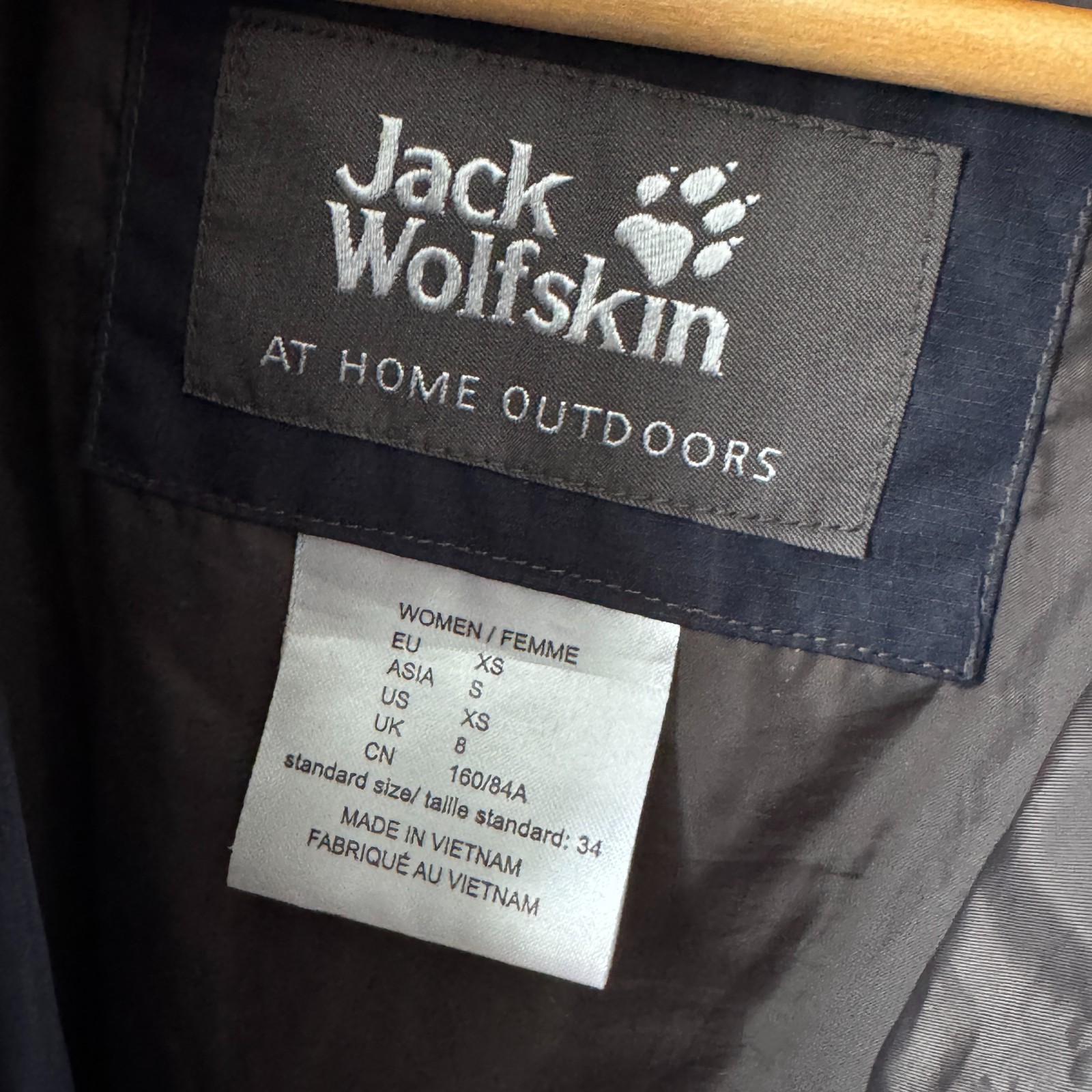 Jack Wolfskin Women’s STORMLOCK Active Insulated Winter Parka - Navy Blue image 8