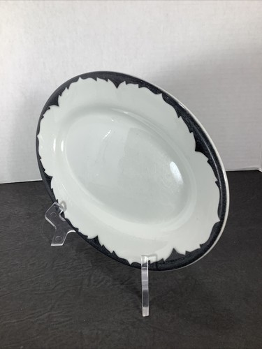 Vintage~Shenango China®️ Gray Crest Wave Oval Dinner Plate~10.5"x7” - Picture 6 of 12
