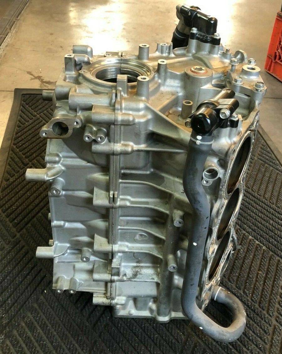 Yamaha 250 Hp 4 Stroke Outboard Powerhead Crankcase Cylinder Block Vf250la Sho For Sale Online Ebay