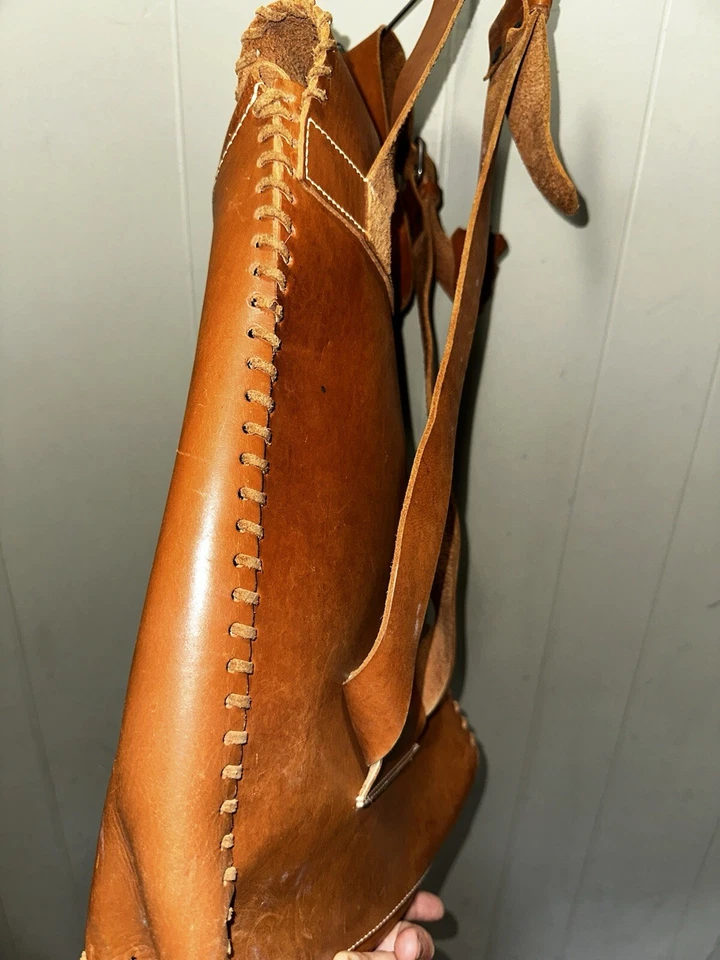 De Colección Y2K Missimo AXS Cuero Marrón Puntada Látigo Mochila Bolso Mensajero Boho Difícil de Encontrar Foto 3 de 4