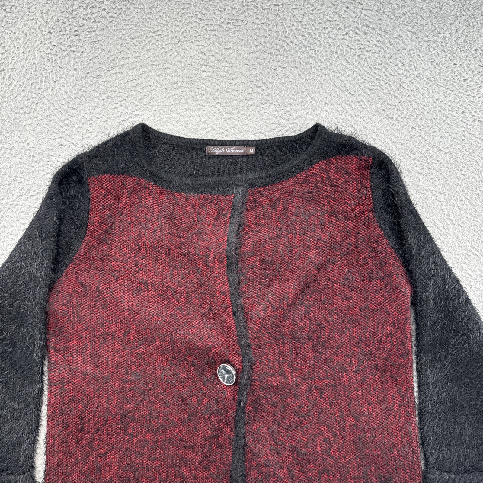 High Secret Women’s 1 Snap Cardigan Sweater Black Red Shaggy Size Medium