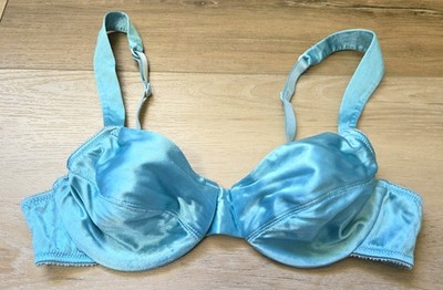 Vintage Victoria's Secret Seafoam Second Skin Satin Underwire Bra 34B *READ*