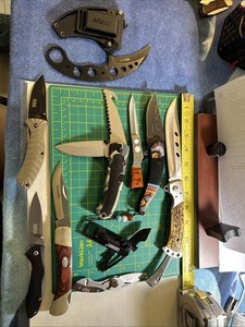 LOT OF 10 UNBRANDED (4) & BRANDED MTECH, NRA FOLDING POCKET KNIVES 