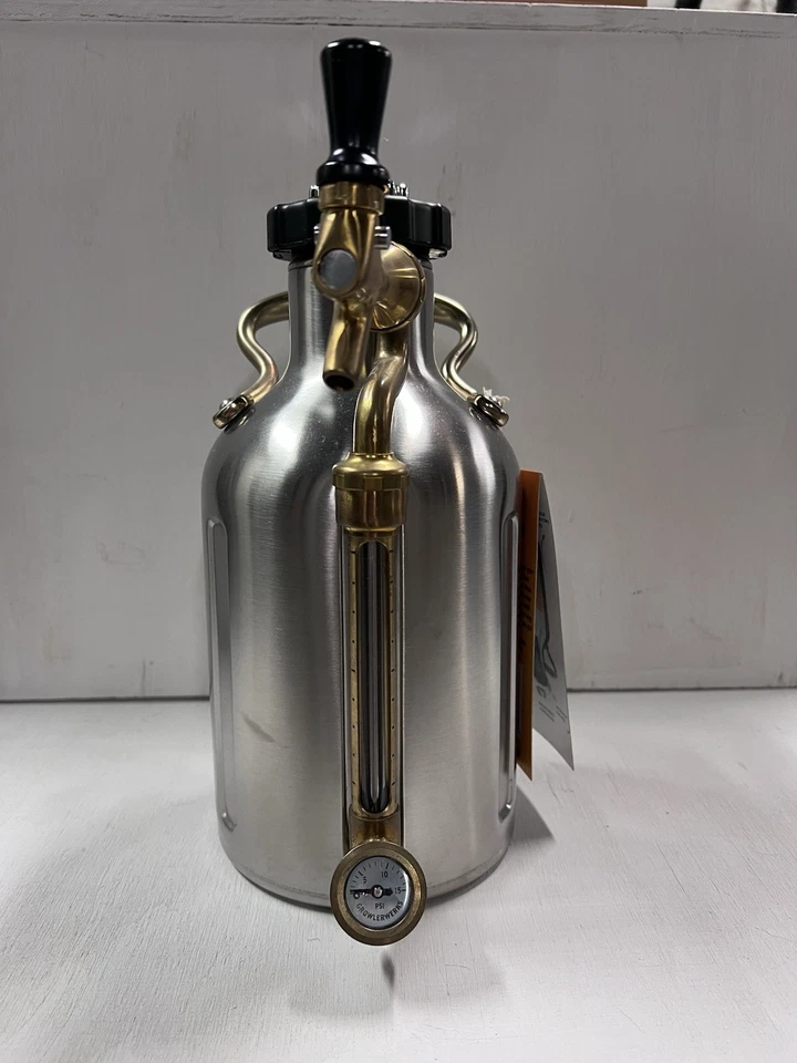 GrowlerWerks uKeg 64 oz Stainless Steel Carbonated Growler for Beer Enthusasts - Image 2 of 3