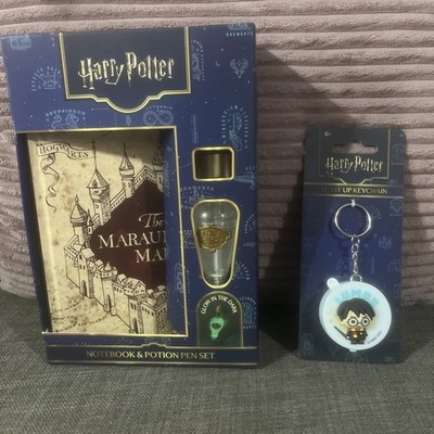 Harry Potter Magnet Notizbuch & Trank Stift Set und beleuchteter Schlüsselanhänger