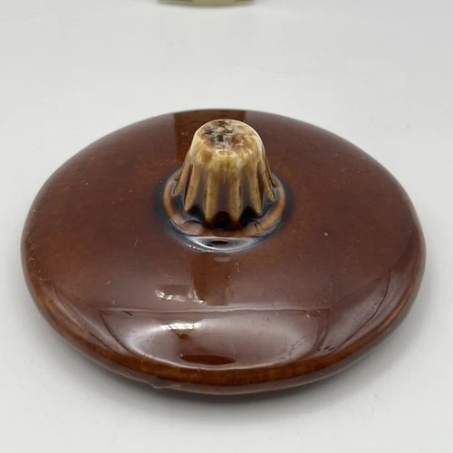 HULL POTTERY BROWN DRIP REPLACEMENT LID 4.5 TO 5 INCHES DIAMETER
