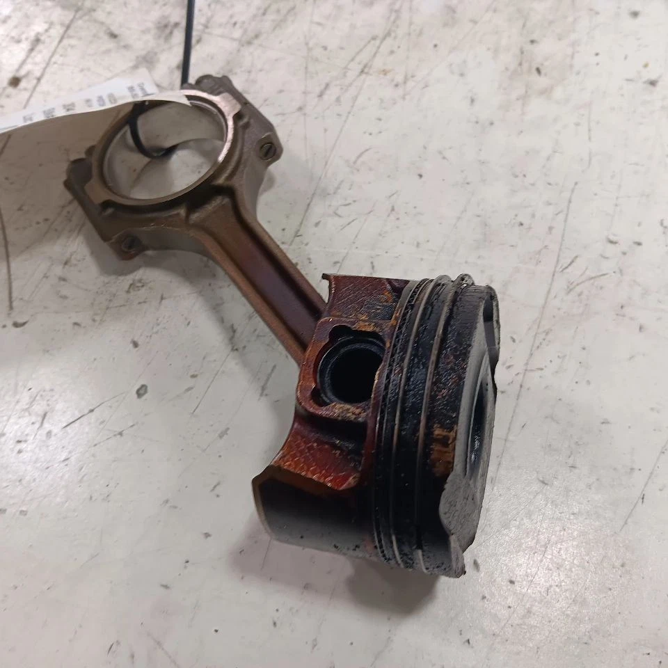 Chevy Malibu One Single Piston 2019 2020 2021 2022 2023 2024 - Image 2 of 4