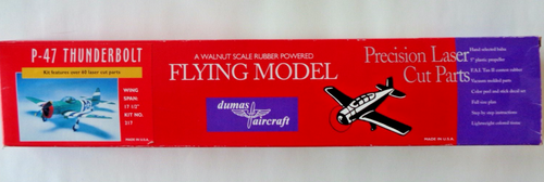 Dumas P-47 Thunerbolt taglio laser Balsa model kit aereo #217, 17-1/2" WS, NOB