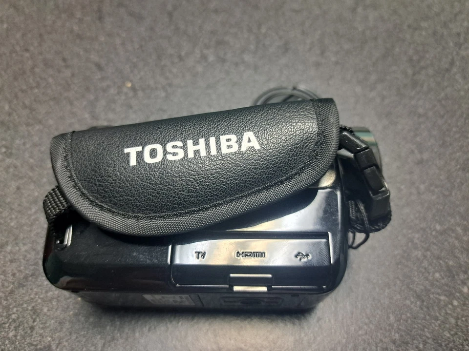 Toshiba Camileo H30 High Definition Camcorder Camera Used Open Box - Image 4 of 4