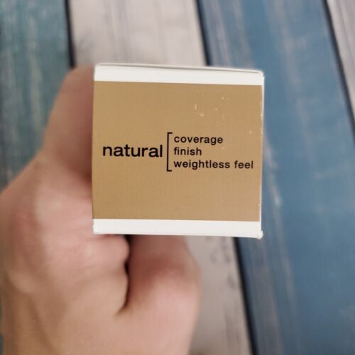 Essence Pretty Natural Hydrating Foundation Hyaluronic&Aloe Vera~160 Warm Desert - Picture 7 of 11