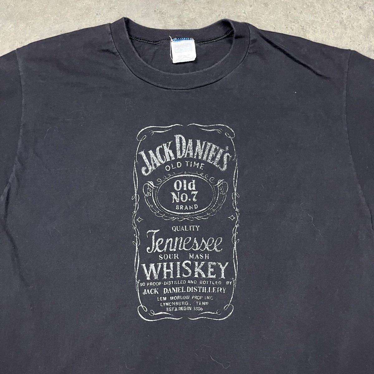Vintage 90s Jack Daniel's Whiskey Single Stitch Graphic T