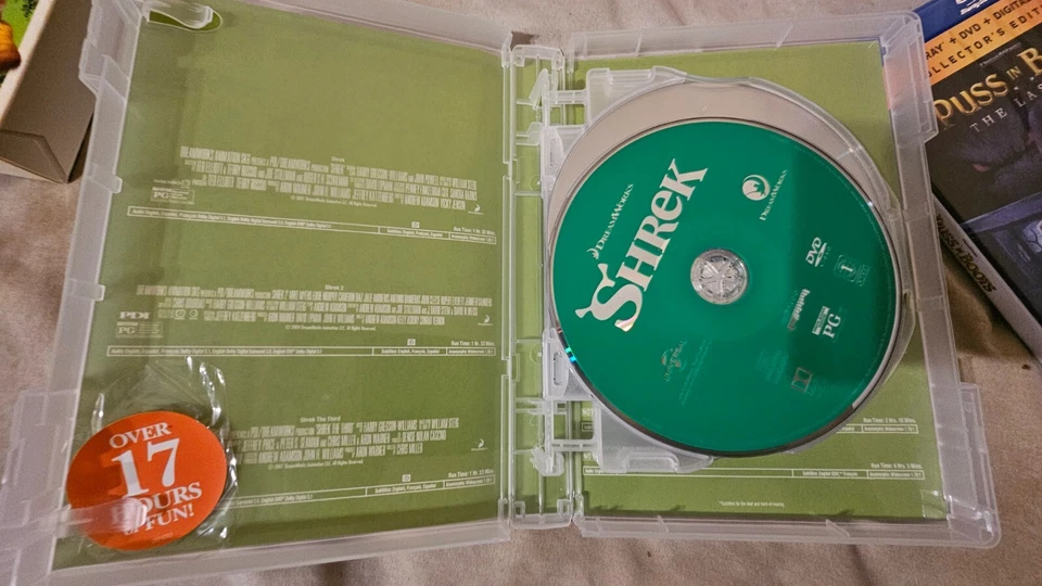 Набор DVD Shrek: The Ultimate Collection издание 2019 + Кот в сапогах 2 Blu-ray - Изображение 3 из 4