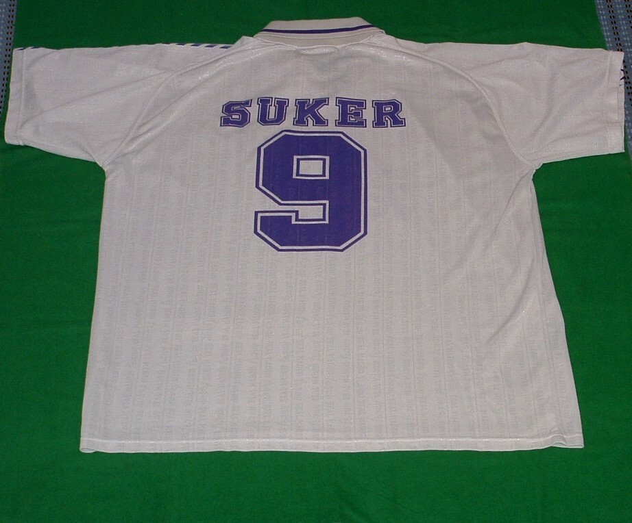 Maillot rétro Croatie Davor Suker n° 9 taille XL