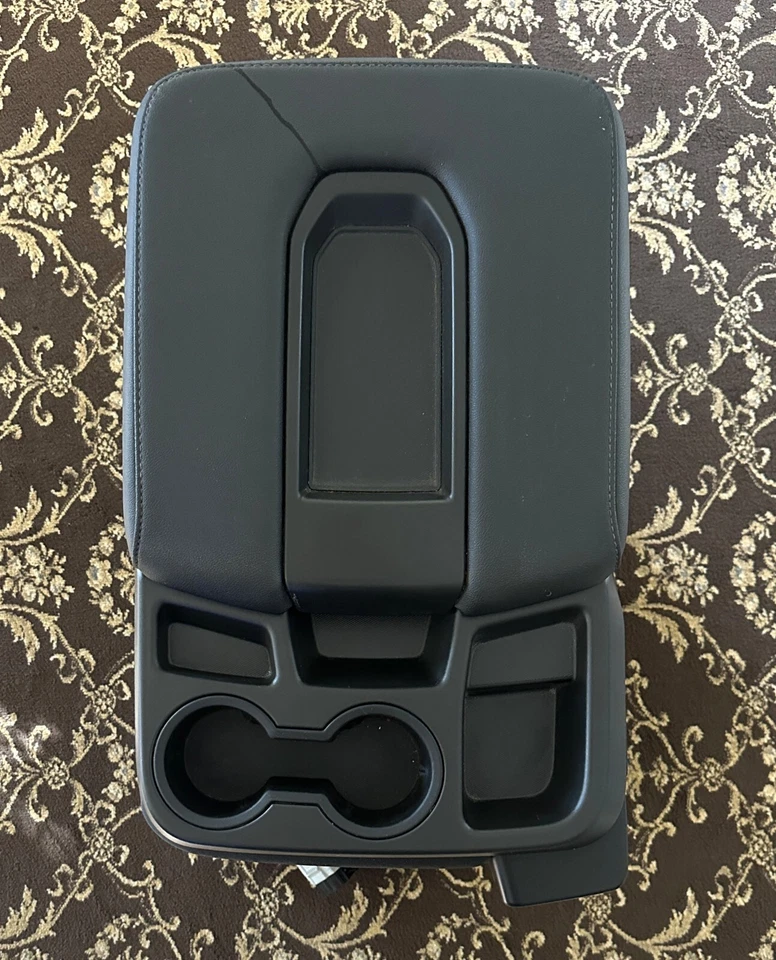 2024 GMC SIERRA 2500HD SLE CENTER JUMP SEAT CONSOLE ARM REST STORAGE CLOTH - Image 3 of 4