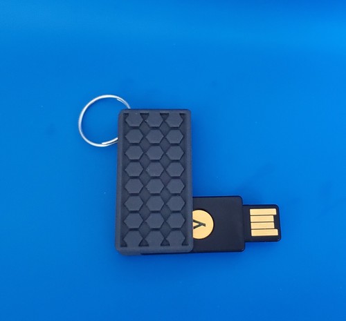 Key Saver! Yubikey Case / Holder for USB C & A Carbon Fiber! (key not included) - Afbeelding 26 van 39