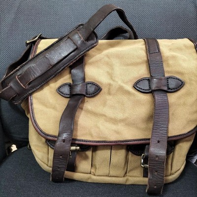 Filson Medium Rugged Twill Field Shoulder Bag Tan Color Made in  