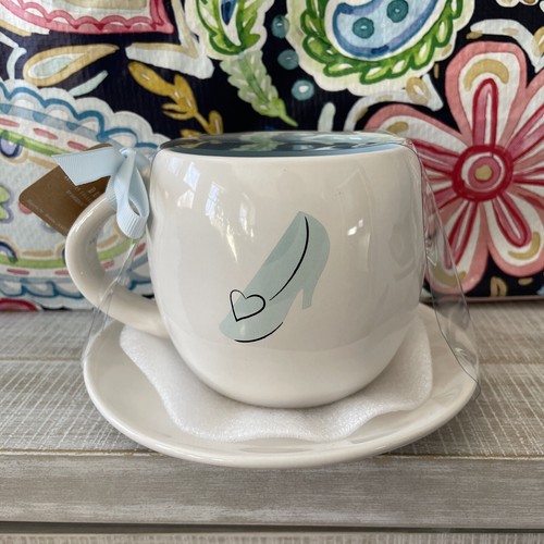Rae Dunn Princess Tasse Becher Untertasse Slipper auf Rücken weiß & blau Disney Cinderella - Bild 2 von 4