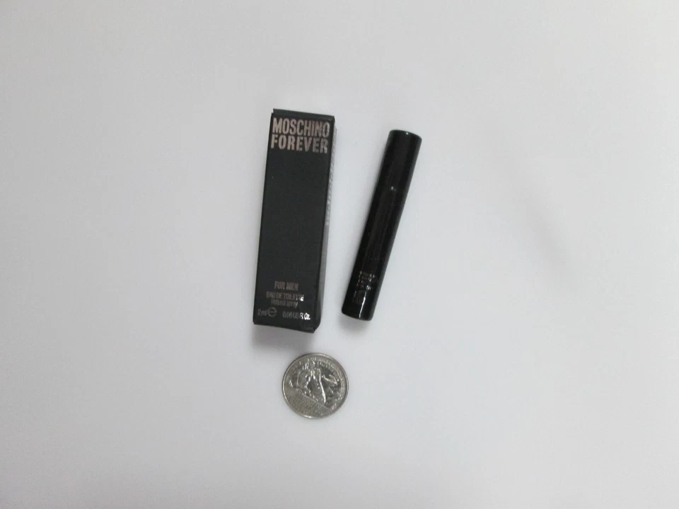 Moschino Forever For Men EDT 2 ml/0,06 fl oz. Nuevo en mini caja Foto 3 de 3