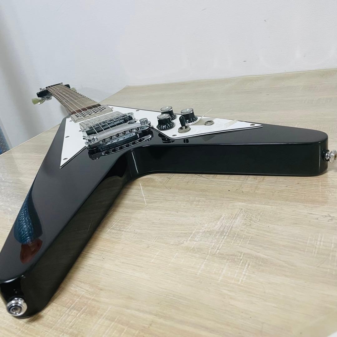 Rare Grass Roots GR-FV-32 Mini Flying V Electric Guitar with Built