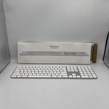 Apple Magic Keyboard A2520 Touch ID Numeric Keypad Lightning Cable