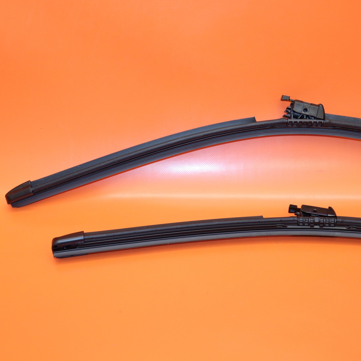 FERRARI WINDSHIELD WIPERS LEFT RIGHT 000980135 OEM
