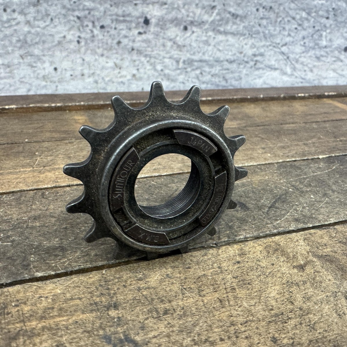 Vintage Suntour Metric Small Side BMX Freewheel 15T 1980s Single