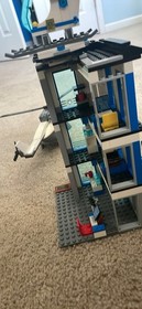 LEGO City: Police Station (60141)