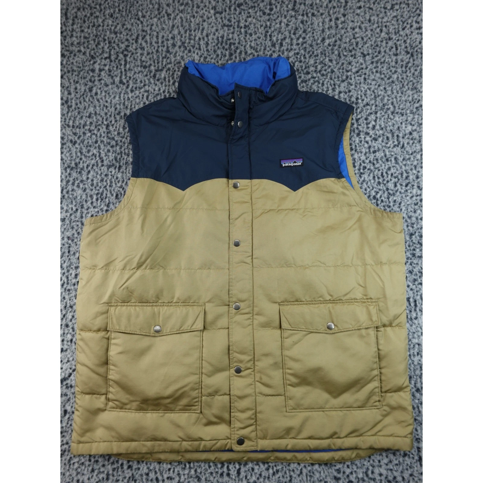 Patagonia Bivy Down Vest Mens XL Tan Navy Blue Western Puffer Gilet Insulated