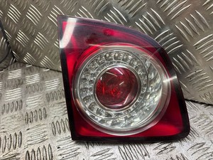 Volkswagen Golf Plus 2009 Hinten links Rückleuchte Heckleuchte innen 5M0945093M