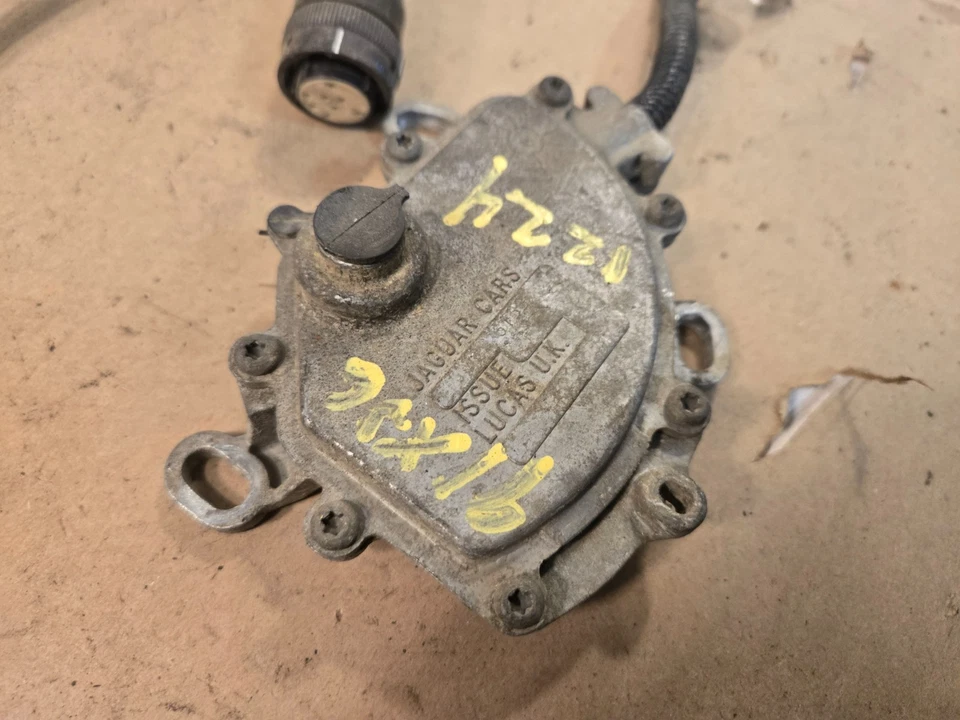 Interruptor de seguridad neutro de transmisión giratoria Jaguar XJ6 DBC6133 Foto 3 de 4