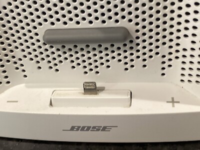 Bose SoundDock XT Speaker White & Yellow 100 % Working iPhone 6/7
