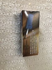 Machine type Tubeuse pour rouler tabac et faire fumer cigarette