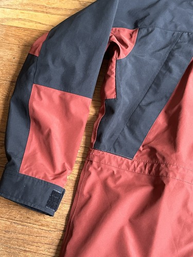 THE NORTH FACE Mens RETRO MOUNTAIN LIGHT 1994 FUTURELIGHT JACKET Brick Red LARGE - Picture 8 of 9