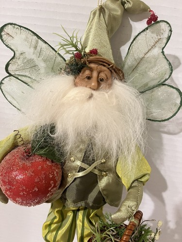 Vintage seasons of Cannon Falls Santa Fairy with an apple and Basket - Picture 2 of 9