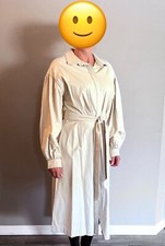 Prologue dress Biege with Pockets Buttons Size M, new with tags