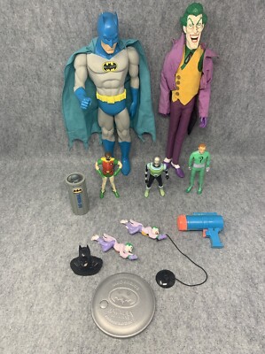 Figurine métal collection LE JOKER dans BATMAN DC COMICS BOB KANE ERTL