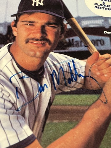 1985 Don Mattingly Signed New York Yankees Media Guide Auto JSA - Picture 2 of 6