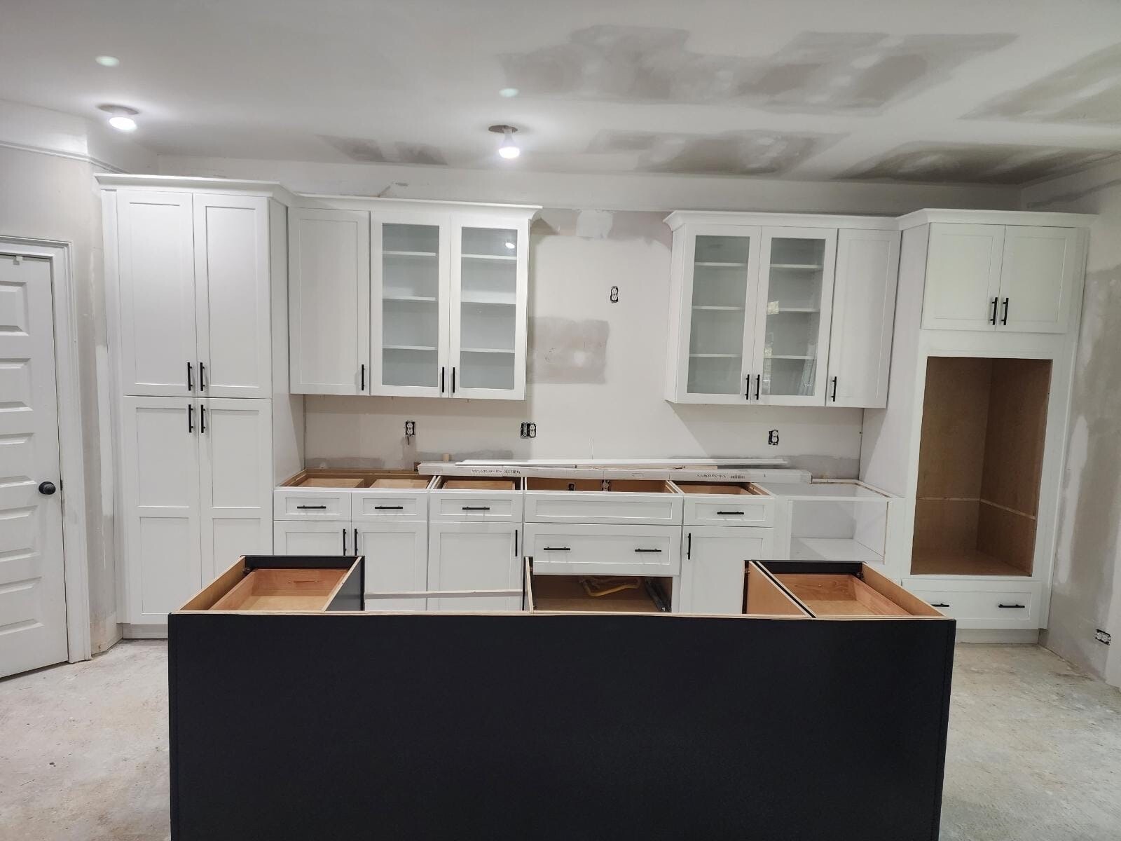 New High Quality Solid Wood Kitchen Granite & Quartz