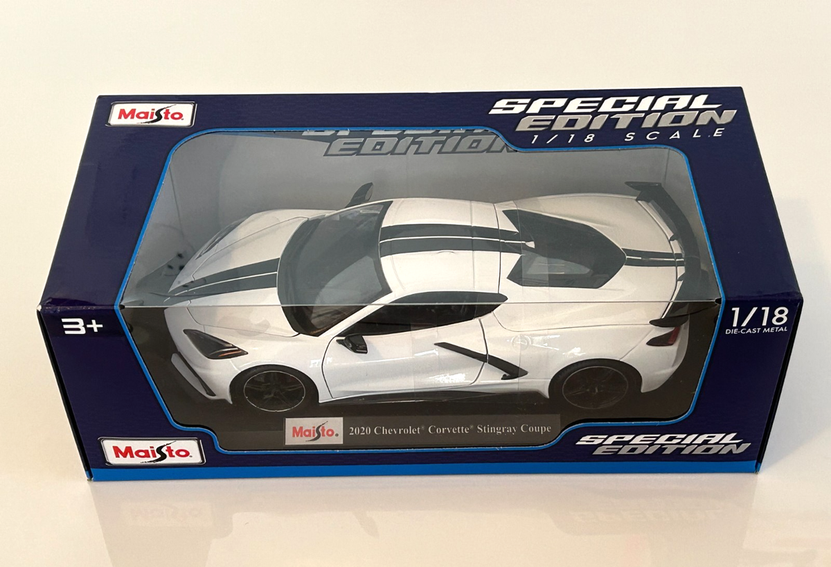 Maisto 2020 Chevrolet Corvette Stingray Coupe WHITE Special