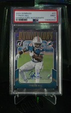 2024 Panini Donruss - Dominators Tyreek Hill #27 Autographs Bookend 25/25 (AU)