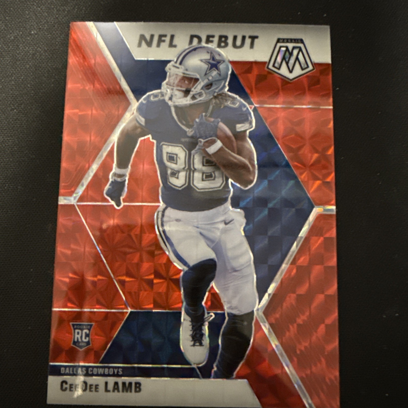 2020 Panini Mosaic CeeDee Lamb Rookie NFL Debut Red Prizm #268 Cowboys